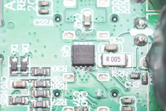 銓力AP30H80Q vbus開關MOS獲得安克67W 2C1A氮化镓充電器采用